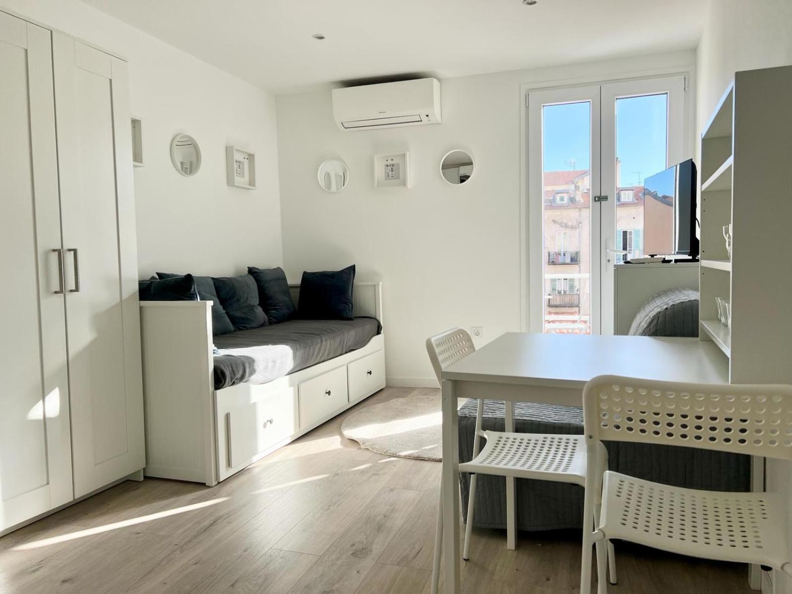 Studio Moderne Renove Avec Balcon Nice Eksteriør billede